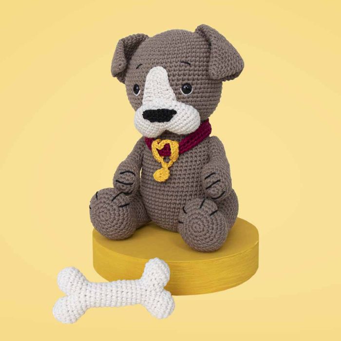 Scheepjes Amigurumi kit Dog & Bone Crochet Toy