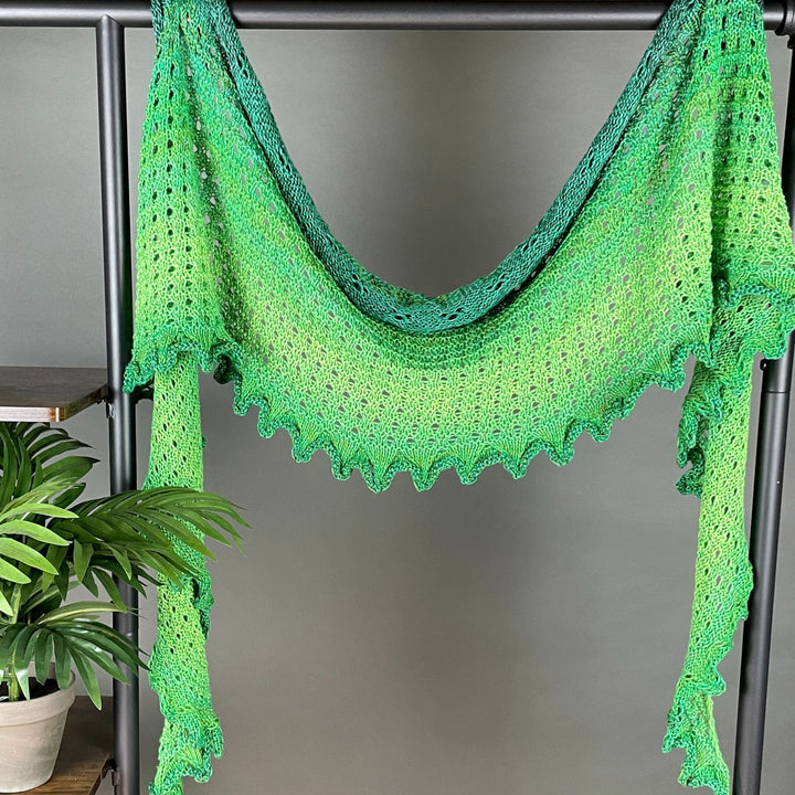 Knitting set including PDF knitting instructions LoLa Belle 4-ply gradient yarn Bobbel Lace shawl green